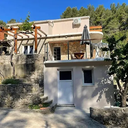 Tina's House Vela Luka